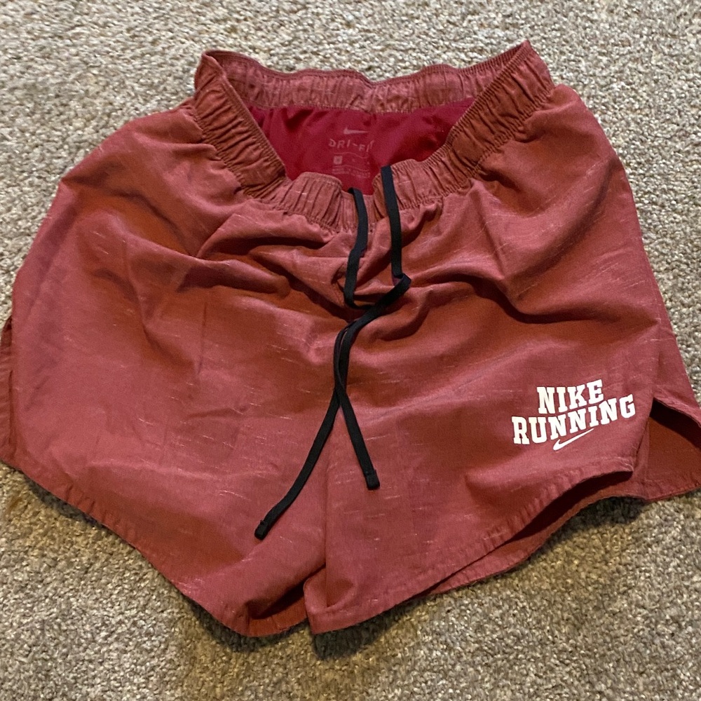 Nike mens Maroon Athletic Shorts